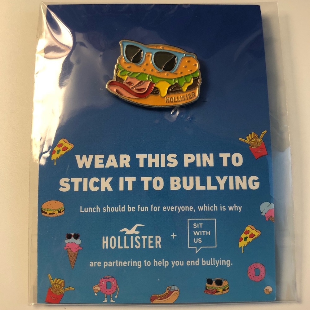 hollister burger pin
